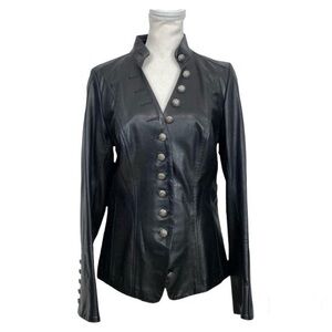 Authentic vintage 90s Danier Leather women’s fitted jacket